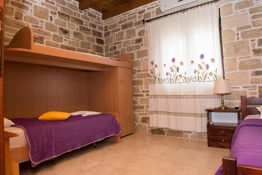 Villas Alexandros Petrino Kalamaki  Pokoj fotografie