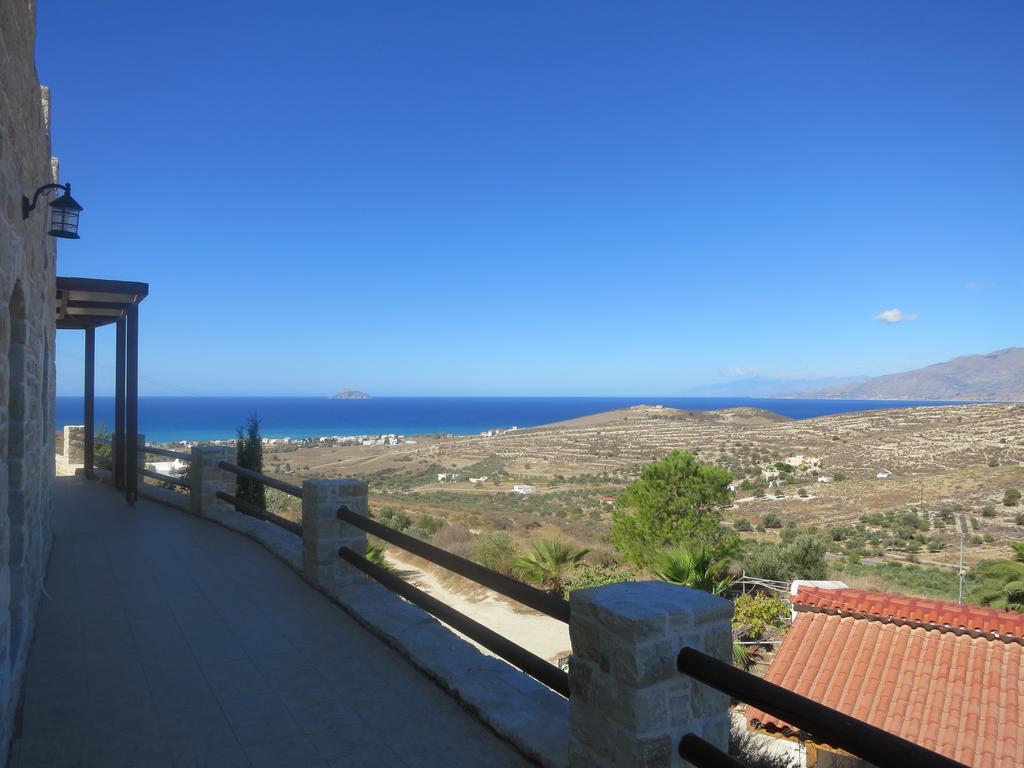 Villas Alexandros Petrino Kalamaki  Pokoj fotografie