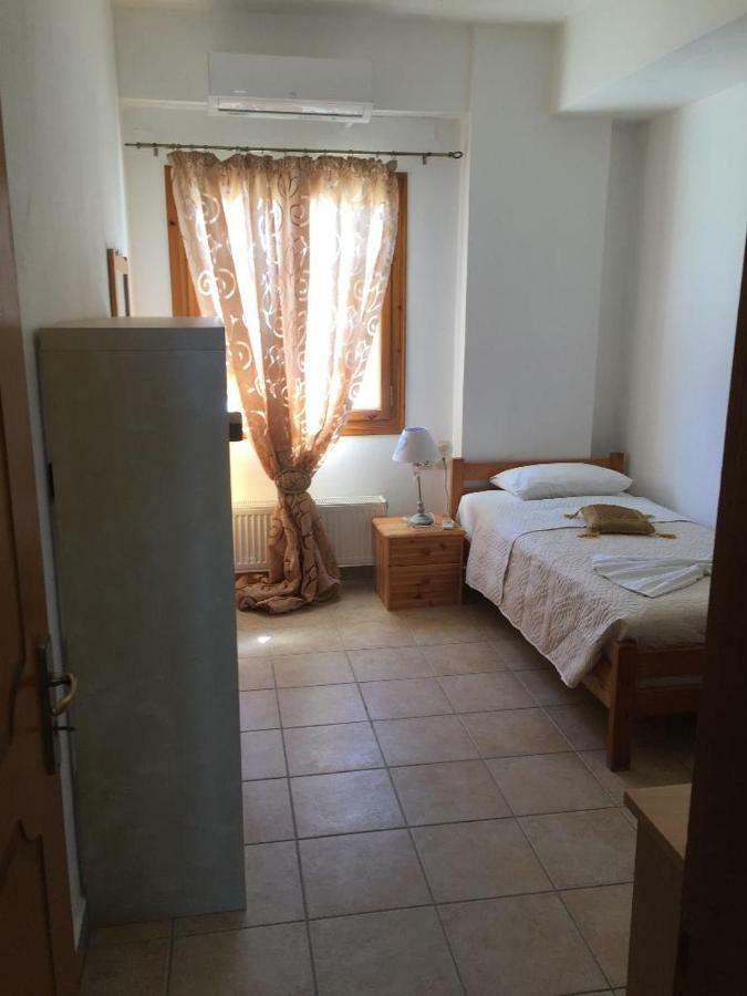 Villas Alexandros Petrino Kalamaki  Exteriér fotografie